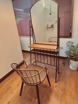 周りを気にせずゆったり過ごせる◇髪のお悩みや希望を丁寧にヒアリング致します◎[真岡/abbzi]