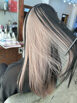 ヘアメイク デザート(HAIR MAKE DESART)&nbsp;佐藤洋一　アンブレラカラー　インナー　ホワイトピンクベージュ