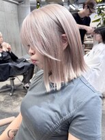 サンク 原宿 表参道(cinq) 切りっぱなしボブハイトーンカラーナチュラルボブピンクベージュ