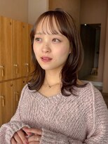 ガーデンヨコハマエスト(GARDEN YOKOHAMA est) ミディアムレイヤー外ハネ 前髪 くびれ 小顔 ココアベージュ