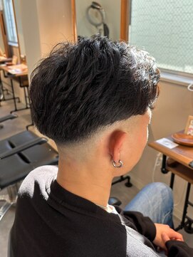 シーフフェード 千葉(Cyf FADE) 千葉駅MEN’S HAIR/サーフカール/刈り上げセンターパート