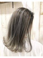 ループ(LOOP) ホワイトラベンダーブロンド