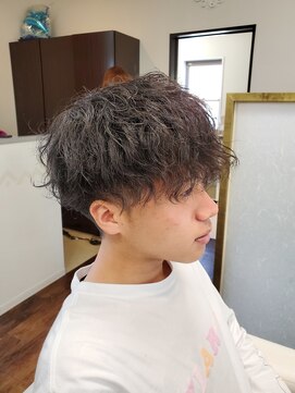アムズヘアーファム ツイストスパイラルパーマ