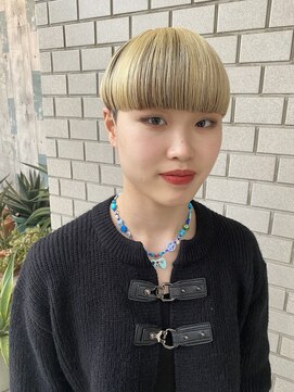 ロッソ 西荻窪(ROSSO) ハイトーンカラーのショートスタイル