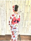 プロが着つけする、着崩れしない浴衣の着付けとヘアセット