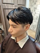 ミリオンバックス 上野(Million Bucks)&nbsp;ツーブロックセンターパート