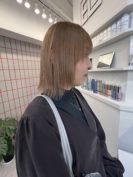 ペレ 渋谷(PELE) ホワイトグレージュ/デジタルパーマ/チェリーブラウン/渋谷