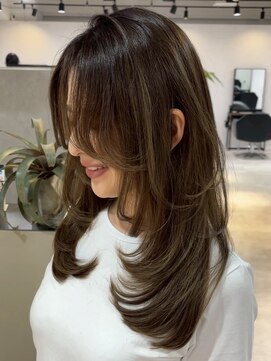 メリー オオサカ(Merly Osaka) layer cut