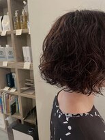 キミドリ(KIMIDORI)&nbsp;グレイヘアも◎くせ毛風ボブパーマ【恵比寿KIMIDORI】