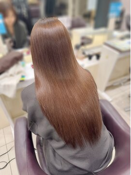 ハピネス クローバー 学園前店(Happiness CLOVER) レイヤーロング ブラウンカラー 艶髪