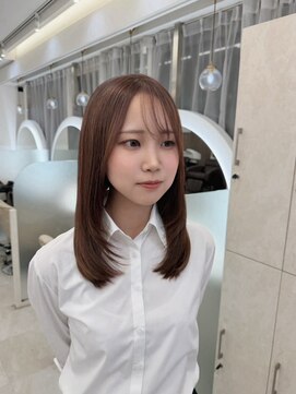 ネモネ バイ ミリー 梅田茶屋町(nemone by milly) レイヤースタイル