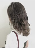 【SOURCE】グレージュバレイヤージュ