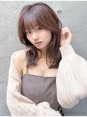 20代・30代_くびれセミロング