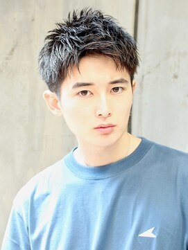 リップス 原宿(LIPPS) 黒髪刈り上げショート