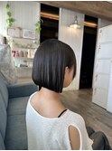 前下がりボブ
