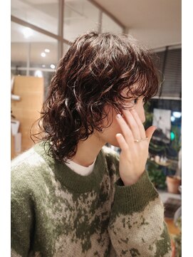 ツナグ(tsunagu) ミディアムウルフパーマ