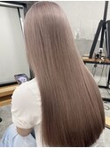 ハイライトカラーミルクティーベージュレイヤーカット