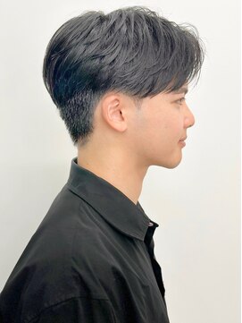 ロンドホットリップ 立川(Lond hot lip) men'sメンズ髪質改善縮毛矯正ブリーチなしブルーブラック/立川