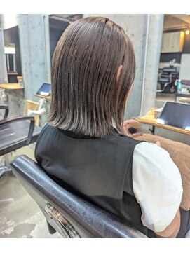 ローハ アゲオ(Lowha -ageo-) 肩ハネくびれボブ×透明感抜群ナチュラルグレージュカラー