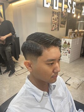 フランクスバーバーリザーブ 人形町店(FRANK’S BARBER RESERVE) スキンフェードS