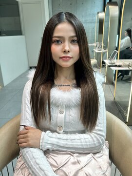 ロール 博多(Role) レイヤーカット小顔に見せるヘア/韓国ヘア/髪質改善/福岡/博多