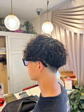 ヘアルーム ルシア(Lucia) 王道ツイスパ