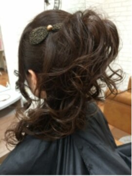 クレア ヘアー アーバン 本店(CREA hair urban) 『癒され』ハーフアップ