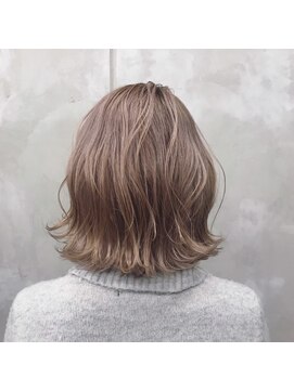 ザ デイ(THE DAY) ハイトーンカラー【ミルキーベージュ