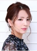 大人可愛いまとめ髪アレンジ