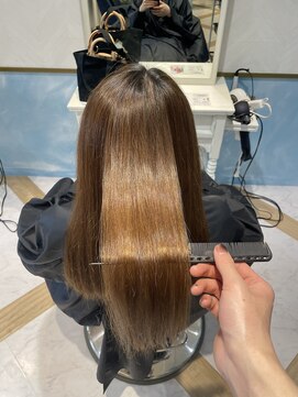 ロンド ストラーダ 心斎橋(Lond strada) ★ブリーチ毛だって酸性ストレートで艶々美髪★