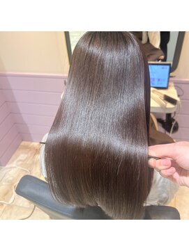 ネオリーブエクラ 上野御徒町店(Neolive eclat) シルクストレート髪質改善