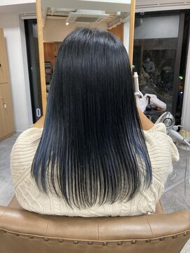 フツーロ 栄(FUTURO) トリプルアクセントカラー/透明感/2回ブリーチ