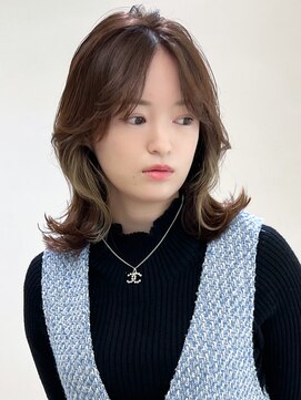 ファチュール(fAture.) 大人可愛い20代30代40代小顔ウルフレイヤーくびれミディアム