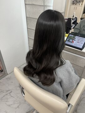 ビンナ(BINNA) 暗めでも透明感カラー×ヨシンモリ巻き