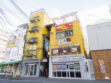 ナスキィ 岡山店(Naski)の雰囲気（-黄色いビル☆　階段を上がって３階へGO!-）