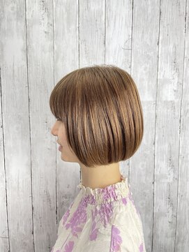 ビューティドレッセヤマノ 池袋パルコ(Beauty Dresse YAMANO) 【ダブルカラー】【ショートボブ】【ハイトーン】【ベージュ】