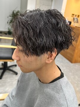 フゥ 宇都宮(FeU) 波巻きパーマメンズパーマメンズヘアツーブロックツイストパーマ