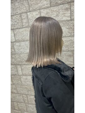 シェアサロンシエナ(share salon SCENA) シルバーカラー