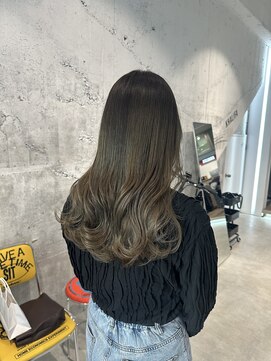 カリファ 田町(KHALIFA) ケアブリーチ/ダブルカラー/前髪/グラデーション/デザインカラー