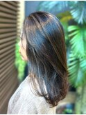 ハイライト白髪ぼかし大人女子うるツヤ髪