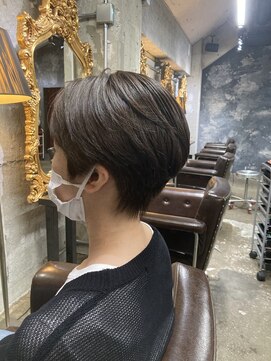 ユーアールキャッスル(UR CASTLE) すっきり大人ショート