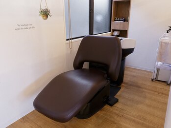 プール ヴー(Pour Vous)の写真/【ご新規様♪カット&ヘッドスパ¥6200→¥5600】お客様の髪質や頭皮の状態に合わた商材選定・施術が人気!