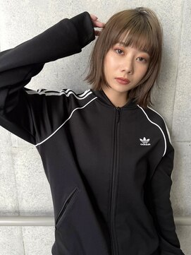 トワ バイ リンネ(Towa by Lin’ne) 切りっぱなしボブ/くびれボブ/顔まわりレイヤー/フェミニンボブ