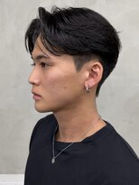 ニコ トウキョウ 渋谷(nico TOKYO)&nbsp;刈り上げセンターパートテーパーフェードカットニュアンスパーマ