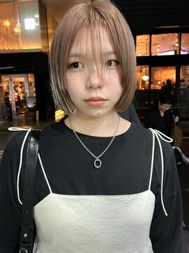 ナヌーク シブヤ(nanuk shibuya) ◯冬のハイトーン 柔らかく温かみのあるベージュがかわいい