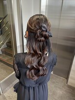 ディティカ サウ(Dityca sow) half up × chignon