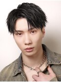 黒髪ラフアップバングショート
