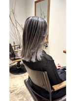 リフル 八王子(RIFULL) ハイライト バレイヤージュ ショート レイヤー 髪質改善
