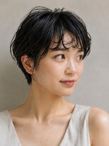 サーカス バイ ビュートリアム 青山(CIRCUS by BEAUTRIUM)&nbsp;ウェットハンサムショート｜束感バングの大人ショート