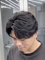 オーバル ジングウマエ(OVARL jingumae)&nbsp;フェザーパーマニュアンスパーマセンターパートフェザーショート